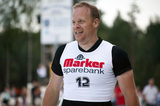 VASALOPPSSEGRAREN Daniel Tynell både åker och spelar på banketten vid Alliansloppet i Vänersborg. Foto: MOA MOLANDER KRISTIANSEN